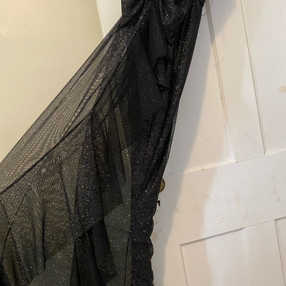 Women’s long black glitter gown size M/L - Picture 5 of 6